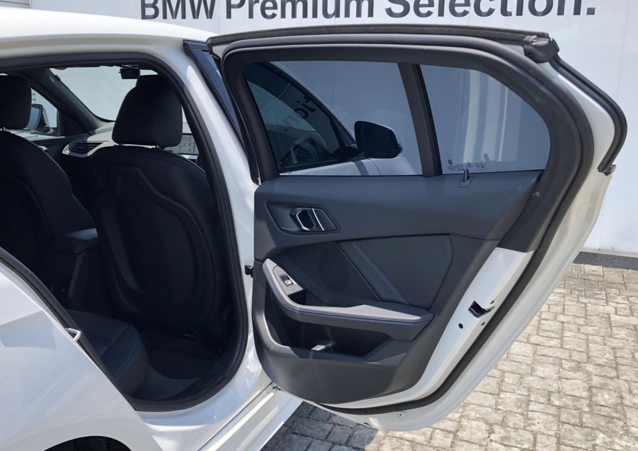 F40 118d Sports Hatch 5-door B47 2.0d