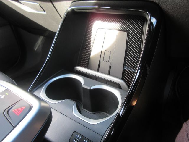 iX2 xDrive30 MSP