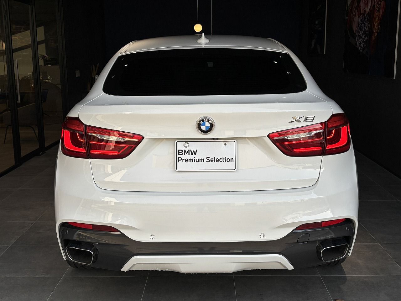 X6 XDRIVE 50I RHD