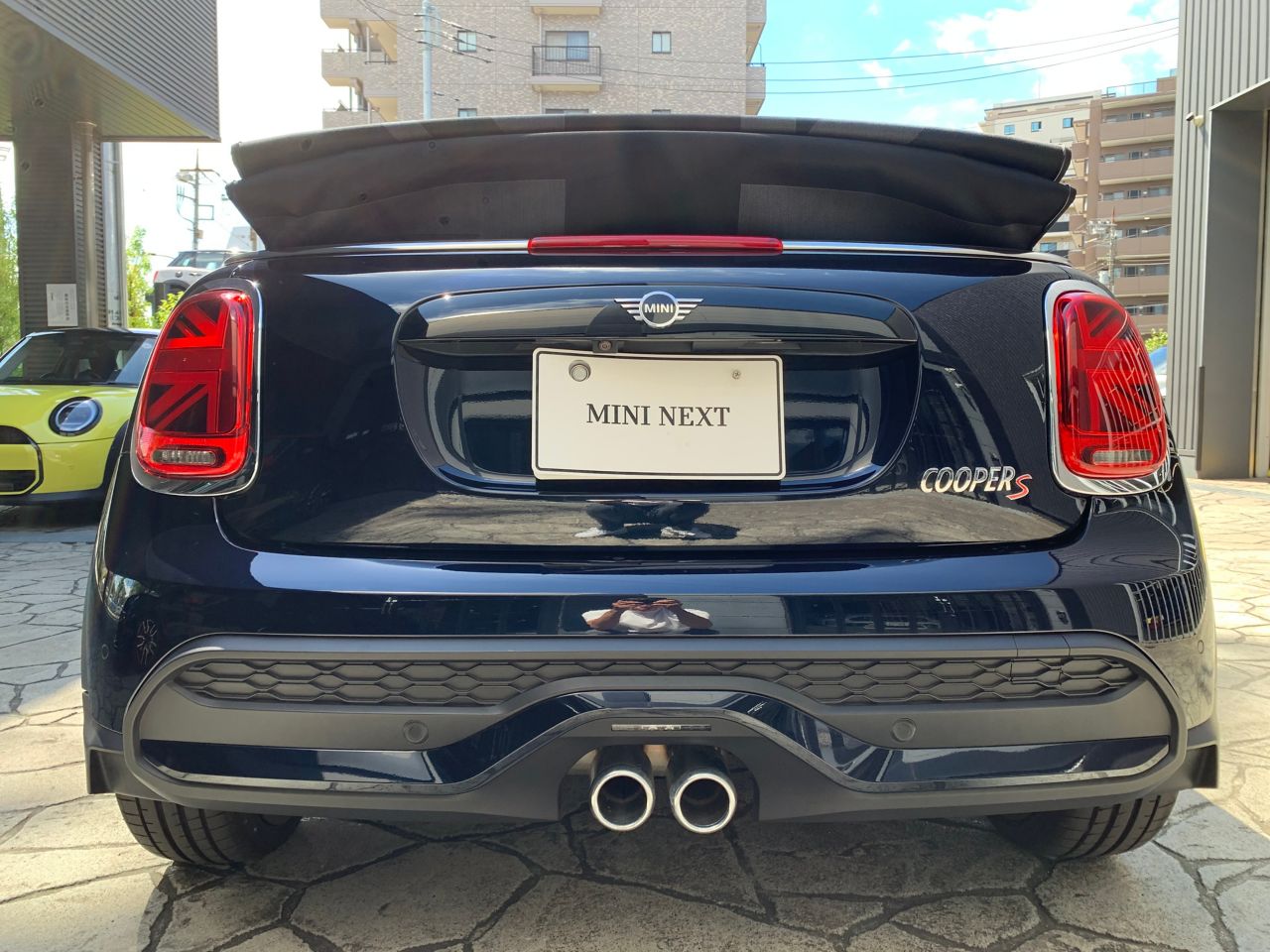 MINI Cooper S Convertible RHD