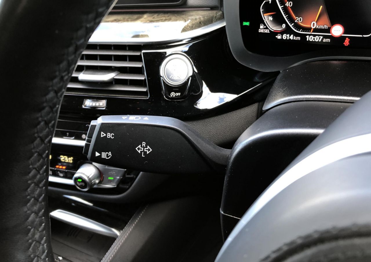 520d xDrive Sedan RHD