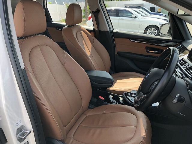 218D ACTIVE TOURER RHD