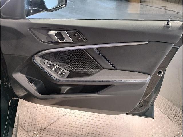 F40 118d Sports Hatch 5-door B47 2.0d