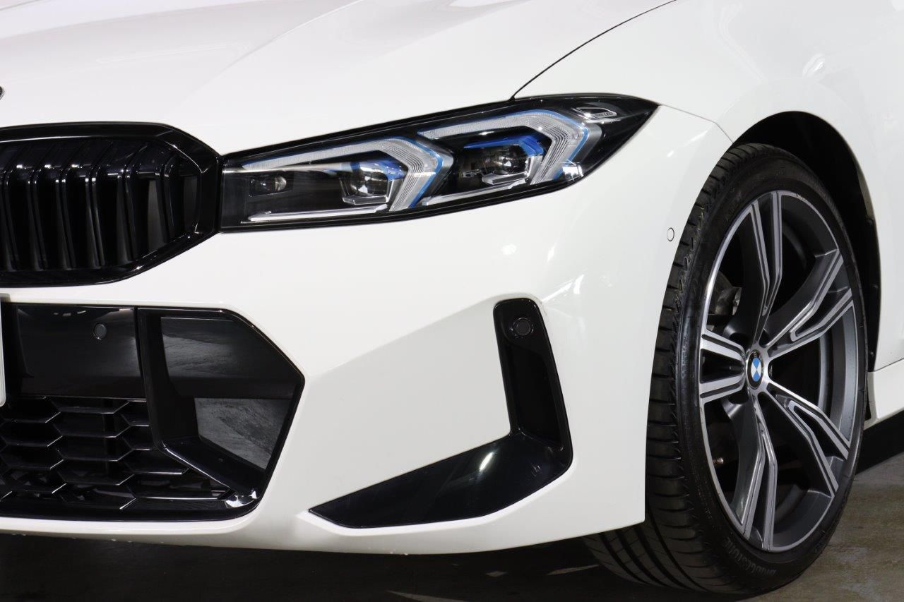320d xDrive Berline RHD