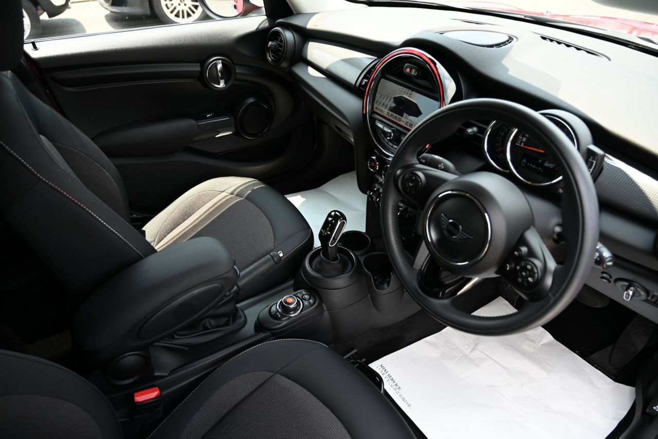 F55 MINI Cooper 5-Door Hatch LCI