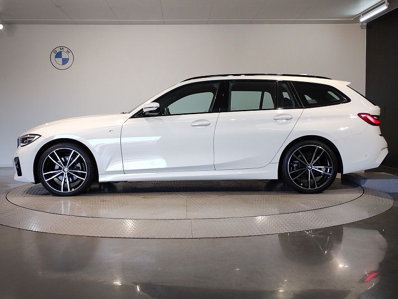 G21 320d xDrive Touring RHD