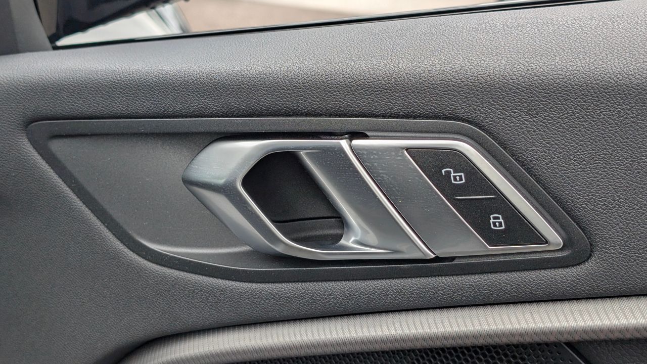 F40 118d Sports Hatch 5-door B47 2.0d