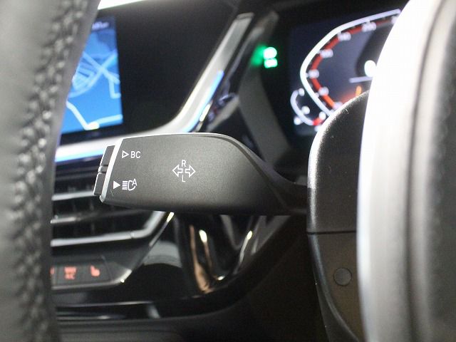 G29 z4 sDrive20i RHD