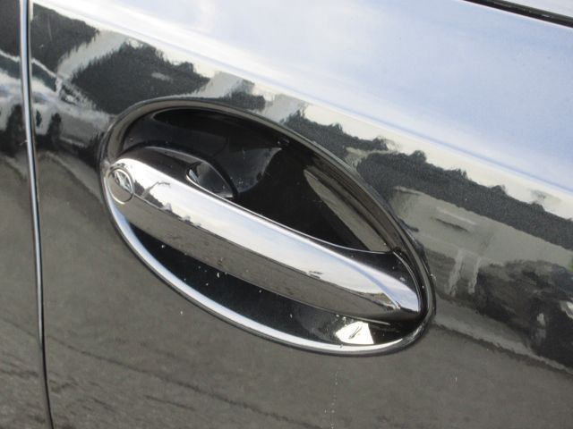 320d xDrive Berline RHD