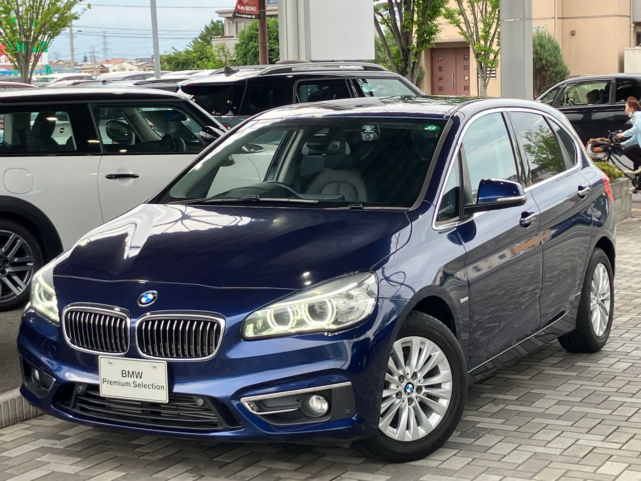 218d Active Tourer luxury