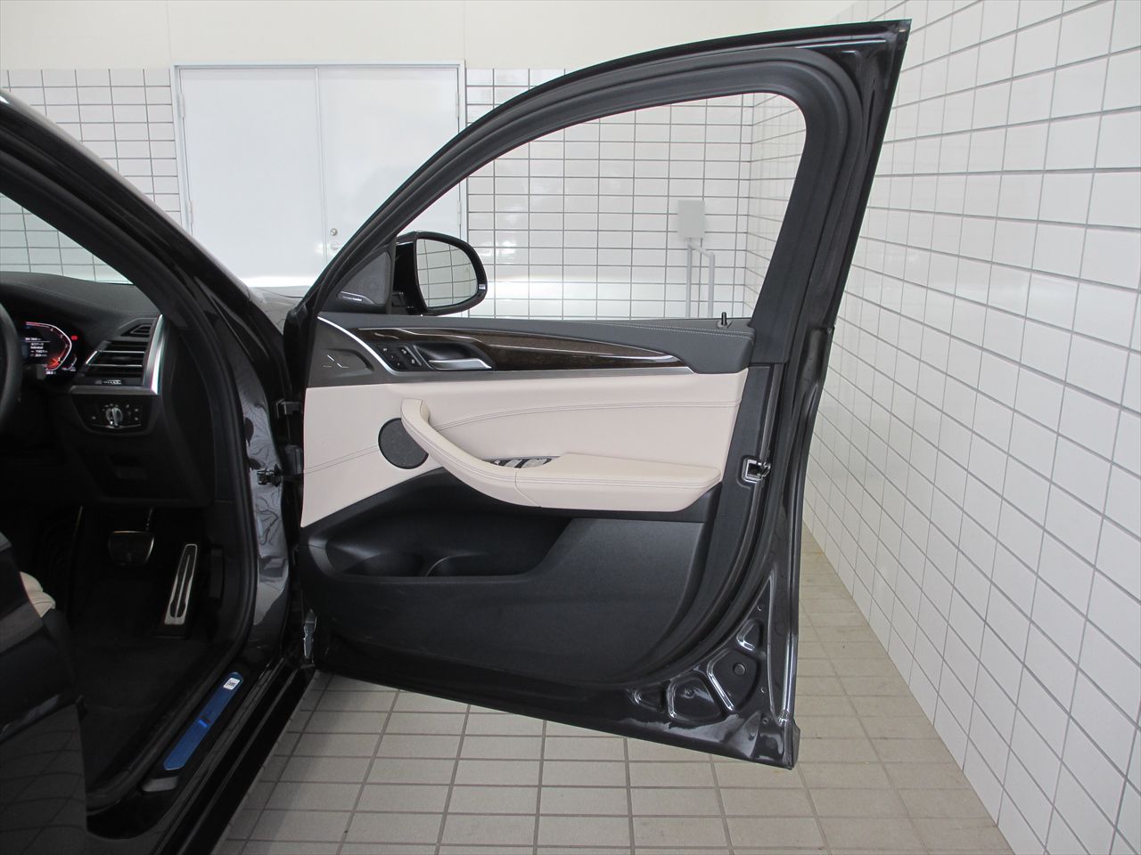 X4 xDrive20d RHD