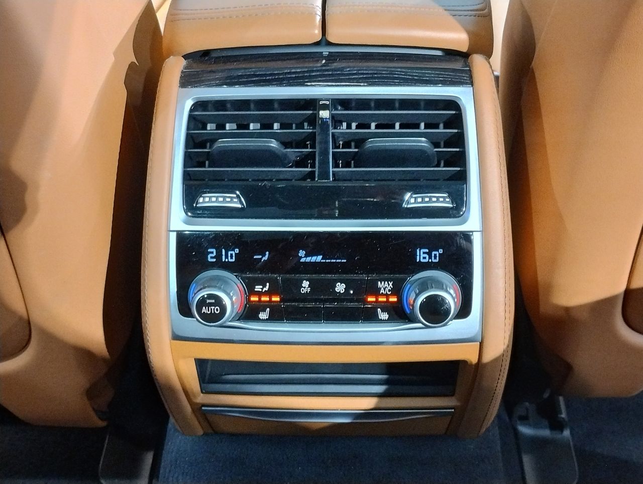 G11 740d xDrive Saloon RHD