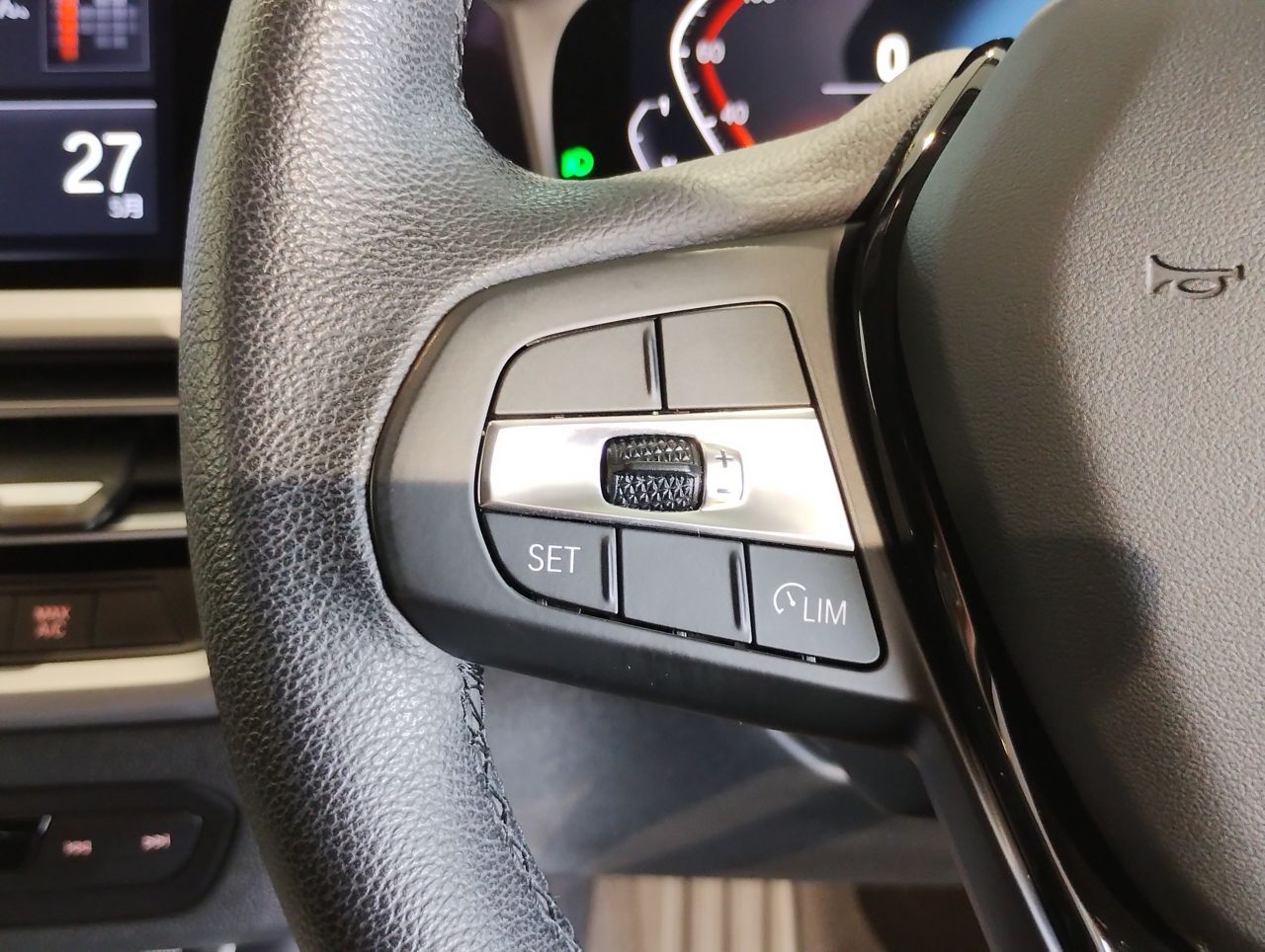 G20 320i Saloon RHD TU
