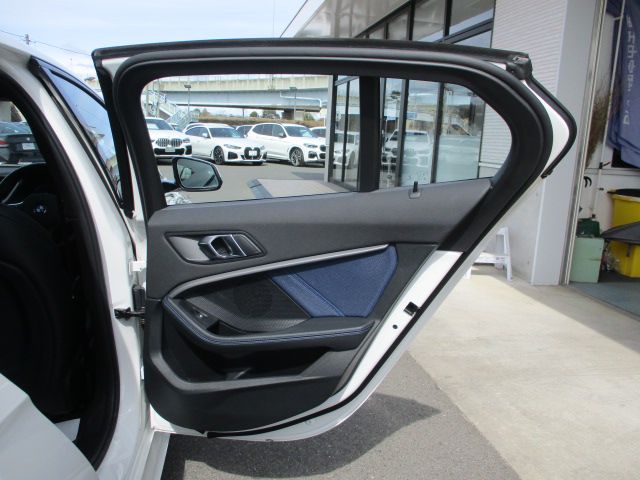 F40 118d Sports Hatch 5-door B47 2.0d