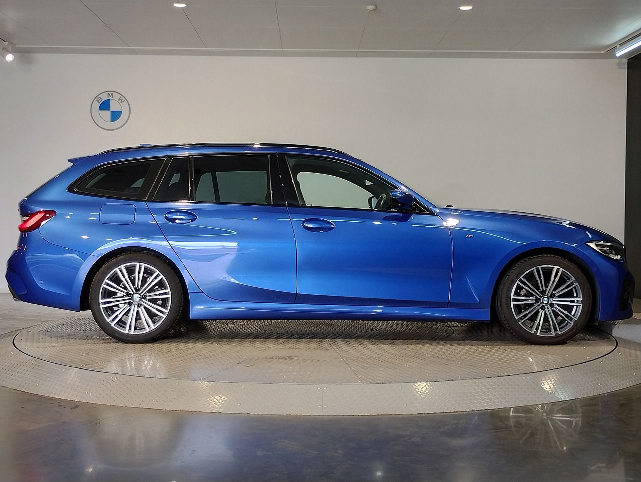 G21 318i Touring