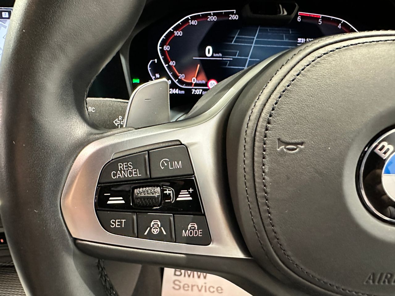 G20 320d xDrive RHD Saloon