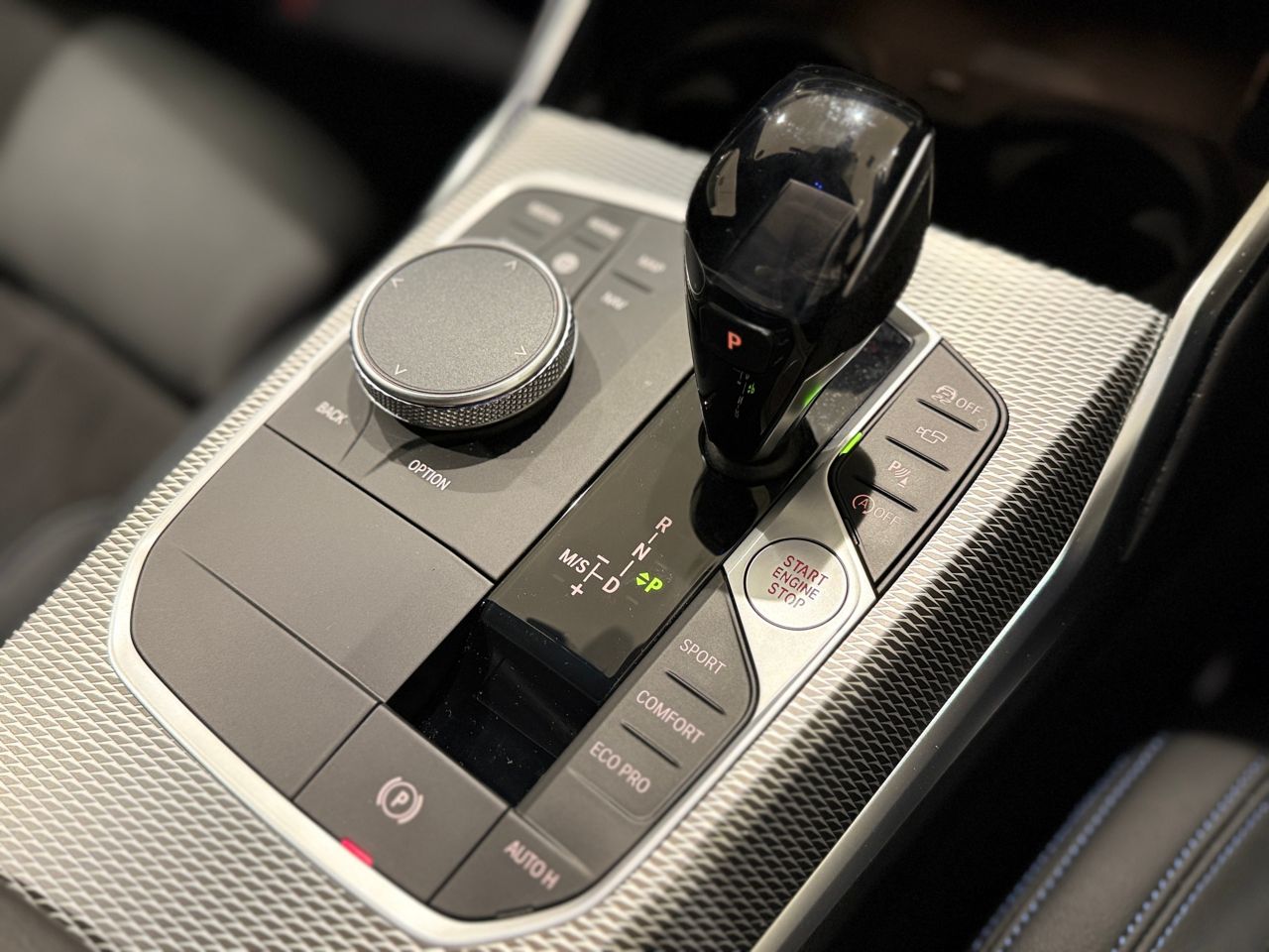 G21 320i RHD