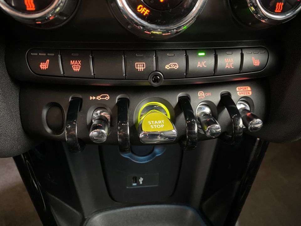MINI Cooper SE