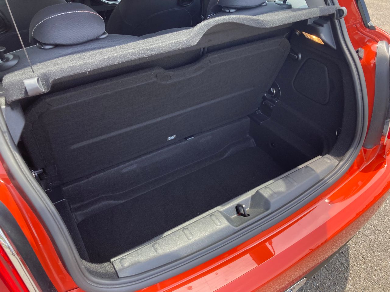 F56 MINI Cooper 3-Door Hatch LCI
