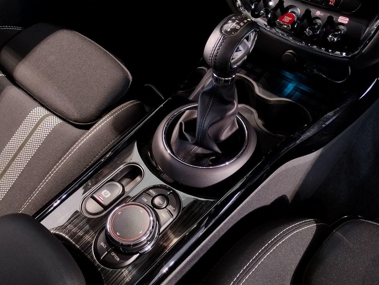MINI CLUBMAN COOPER S D