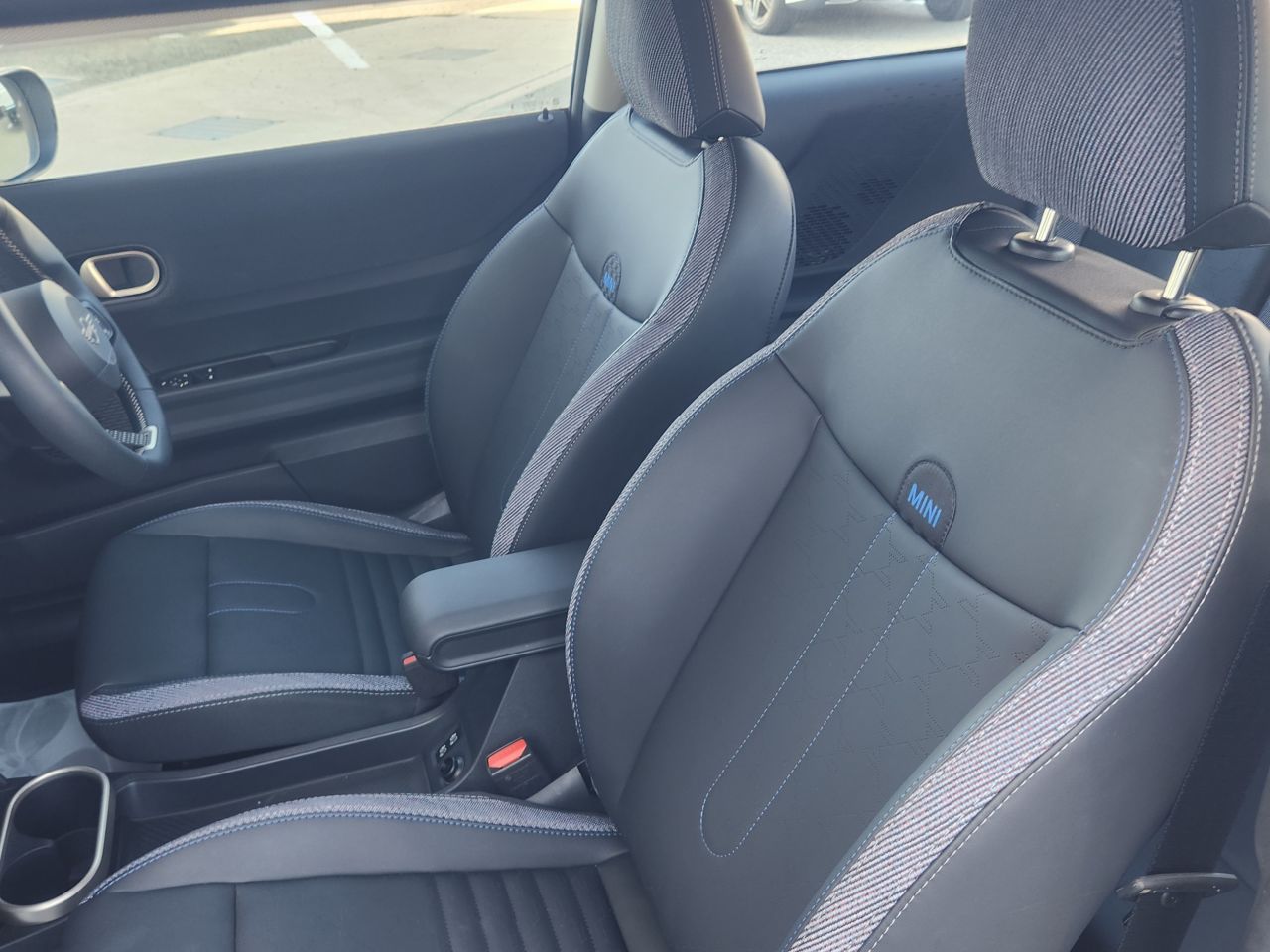 F66 MINI Cooper C 3Dr