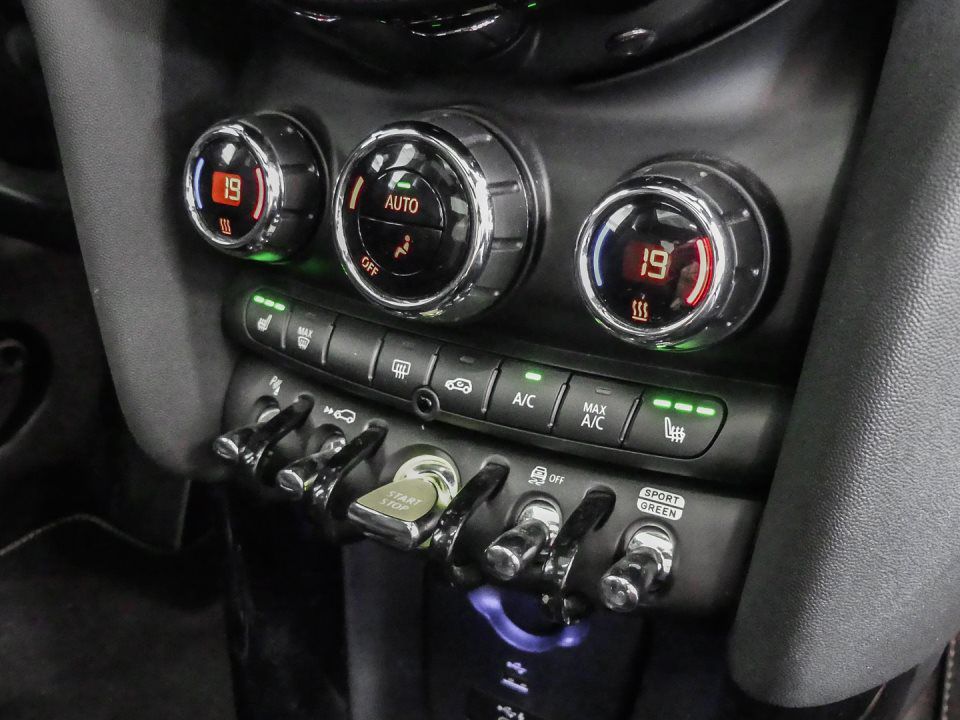 MINI Cooper SE