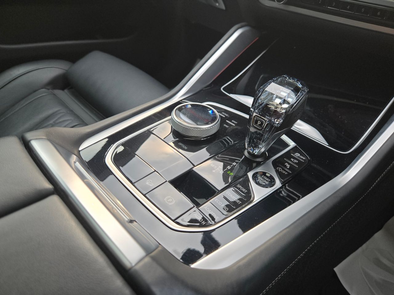 X* xDrive30d RHD