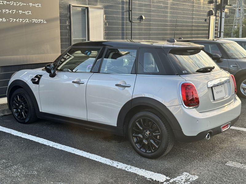 MINI F55 Cooper D 5dr Hatch LCI