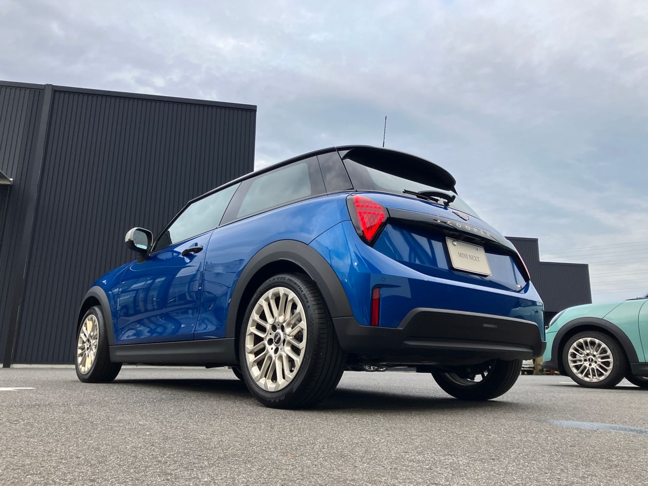 F66 MINI Cooper C 3Dr