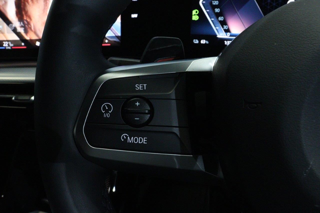 iX2 xDrive30 MSP