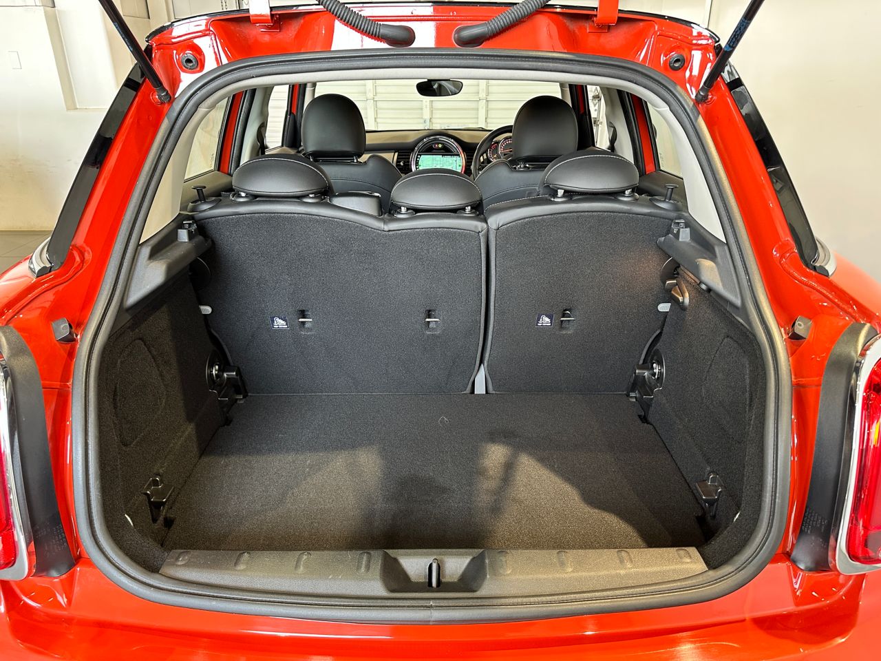 F55 MINI Cooper 5-Door Hatch LCI