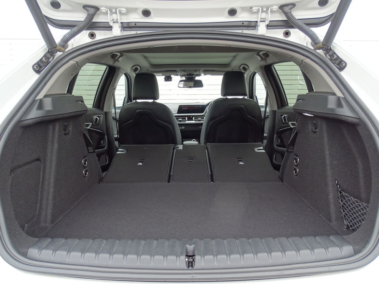 F40 118d Sports Hatch 5-door B47 2.0d