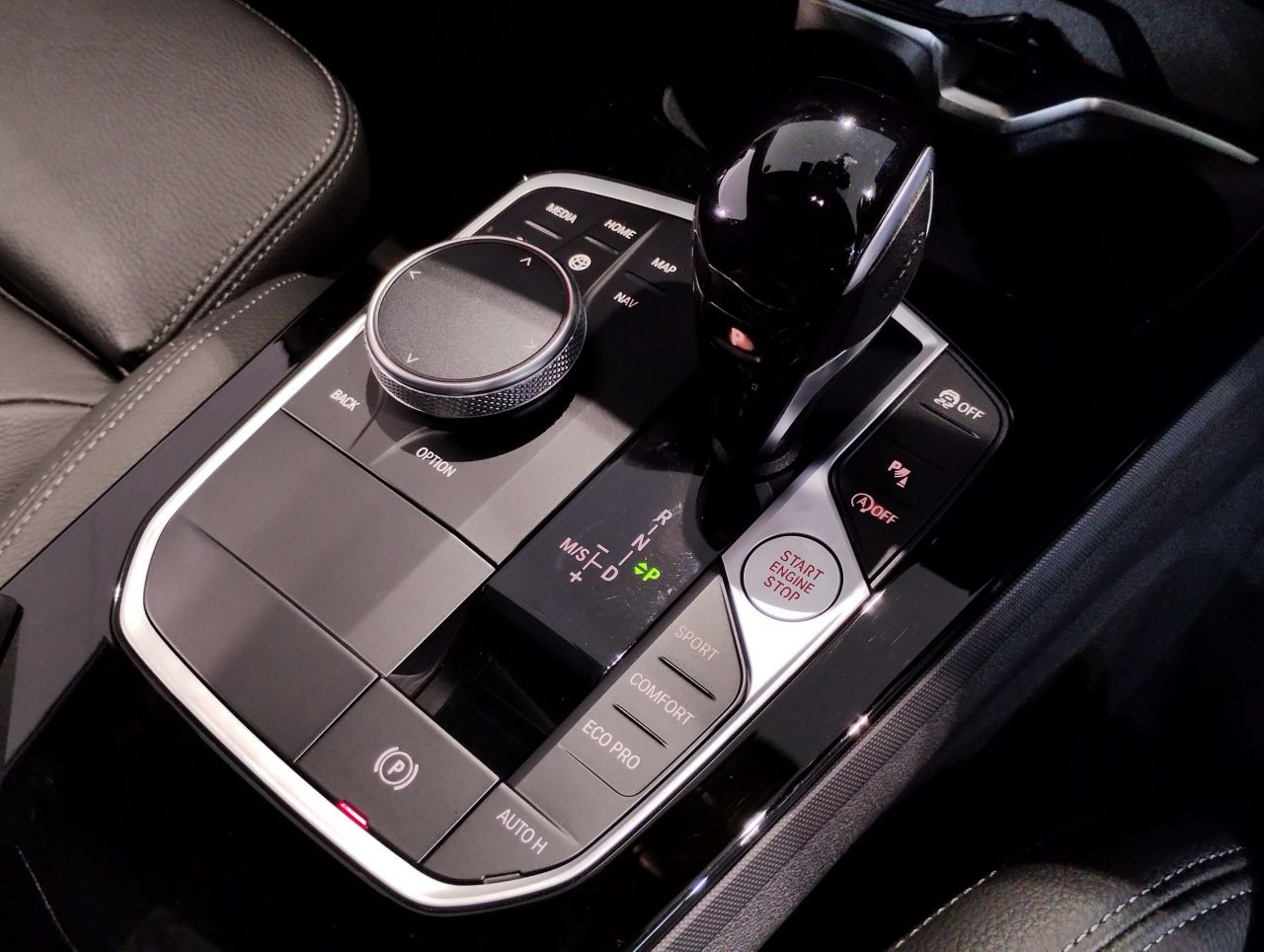 F4* **35i xDrive **** ***** B48 2.0i
