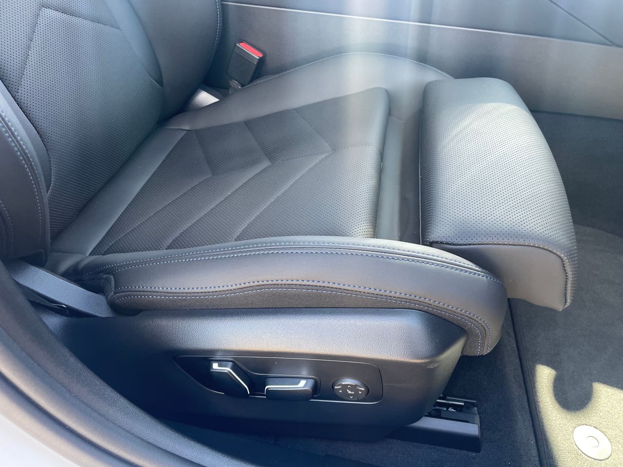 BMW i5 M60 xDrive Sedan RHD