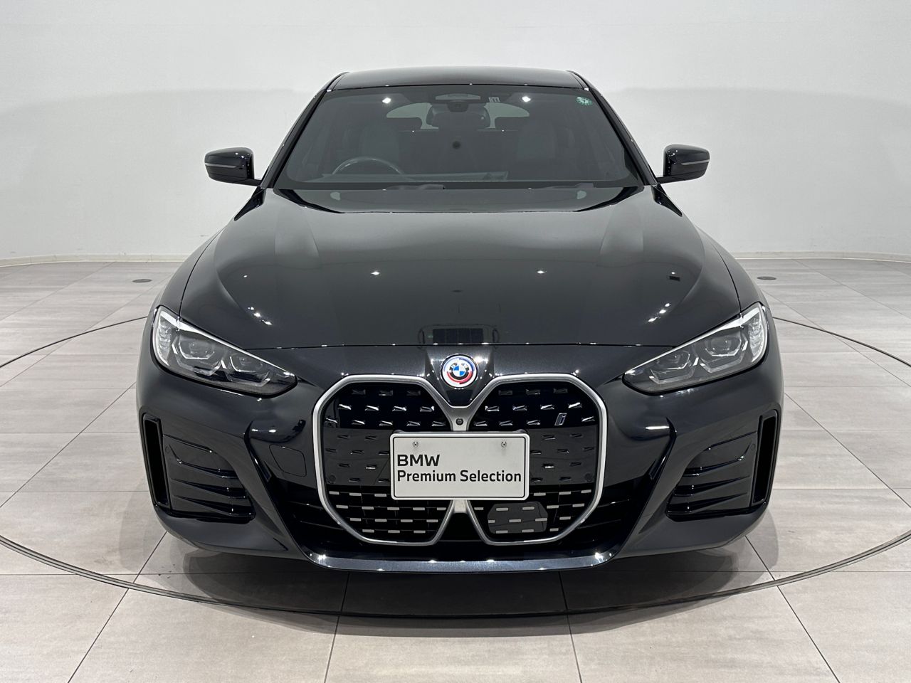 G26 i4 eDrive40 RHD