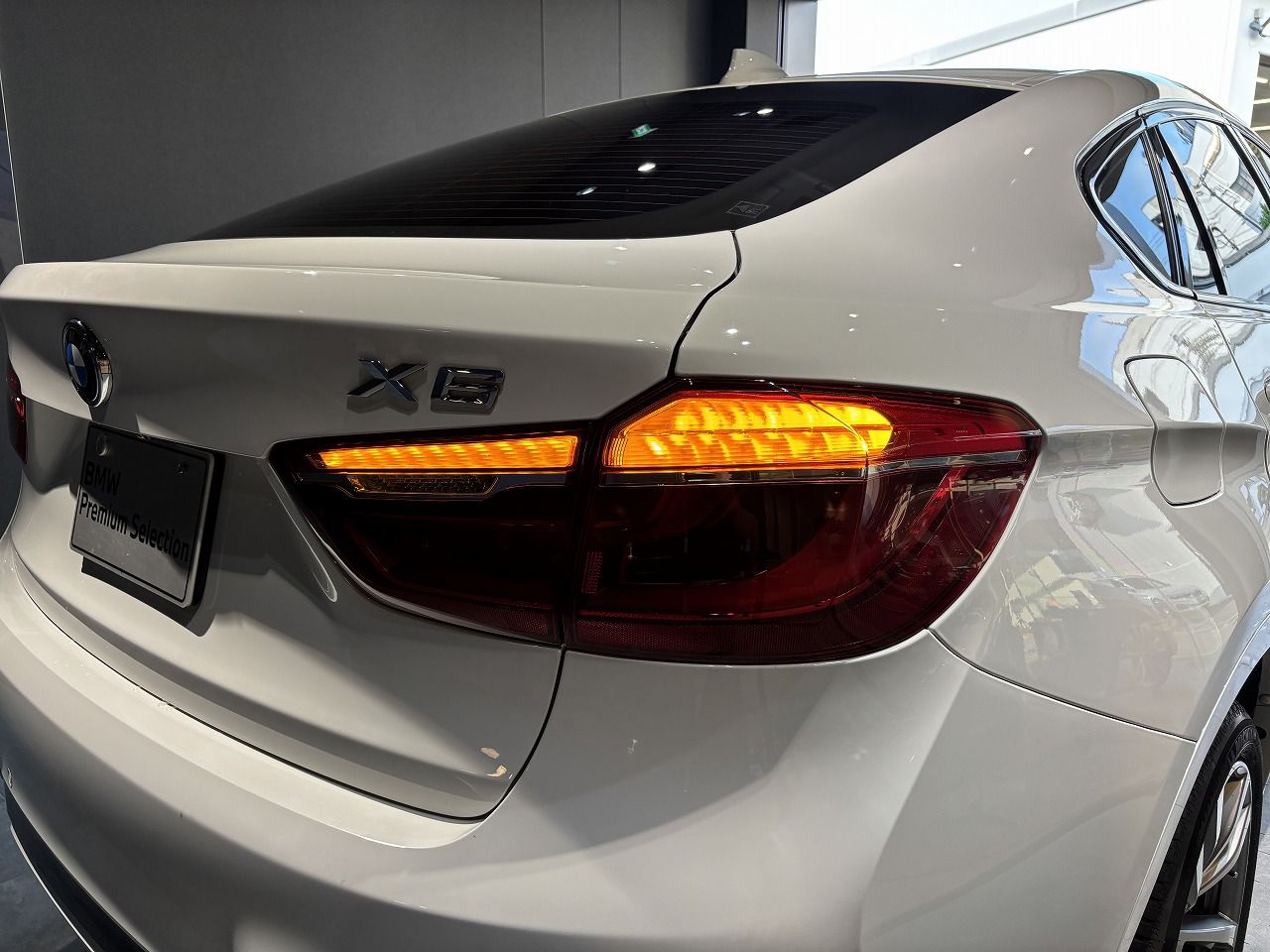 X6 XDRIVE 50I RHD