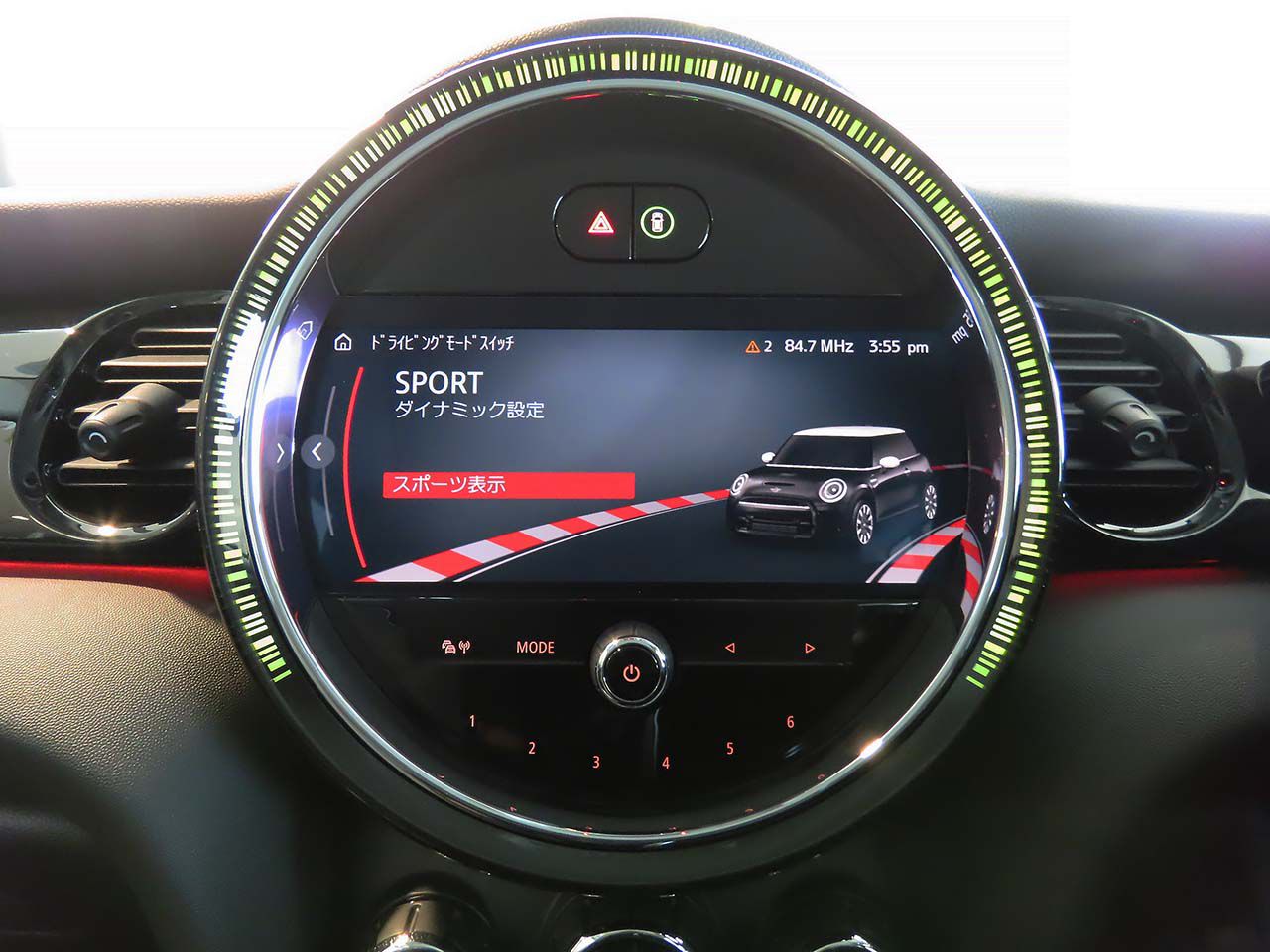 MINI Cooper F56 RHD