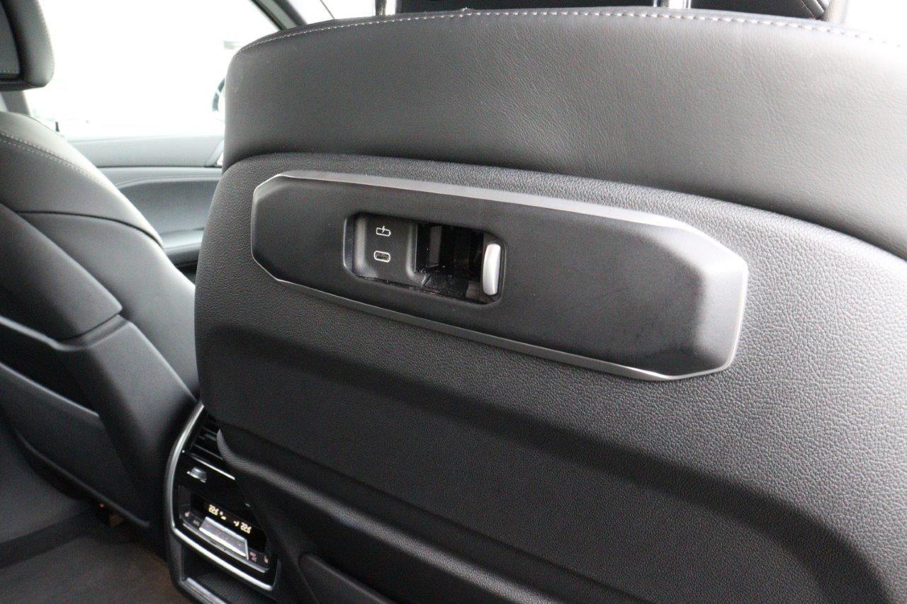 X6 xDrive30d M Sport RHD