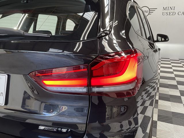 X1 sDrive18i RHD