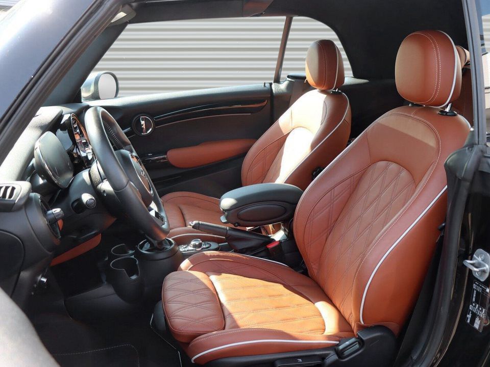 MINI Cooper Cabrio