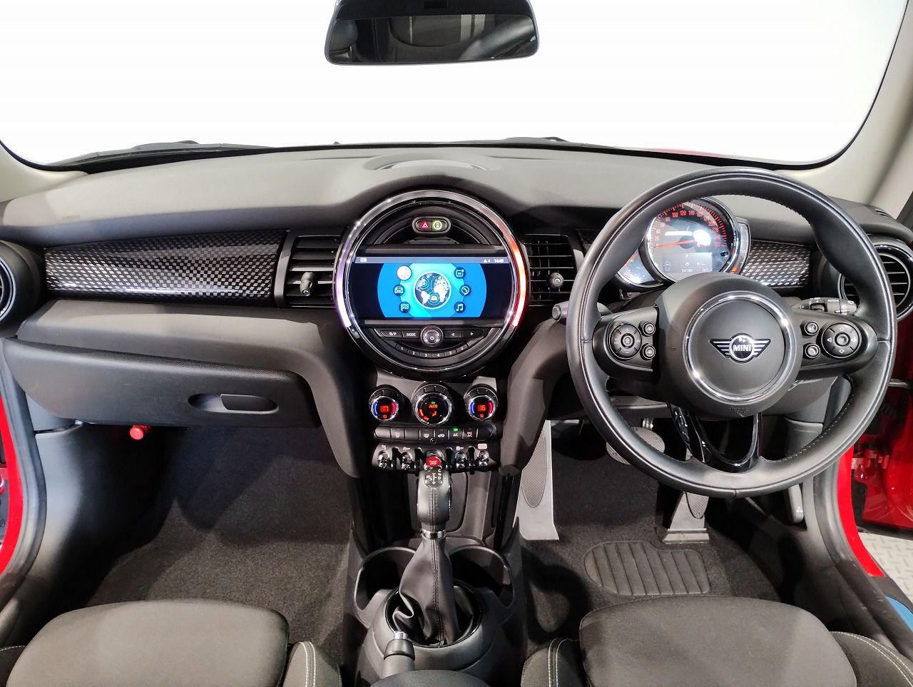 F56 COOPER S D(AT)