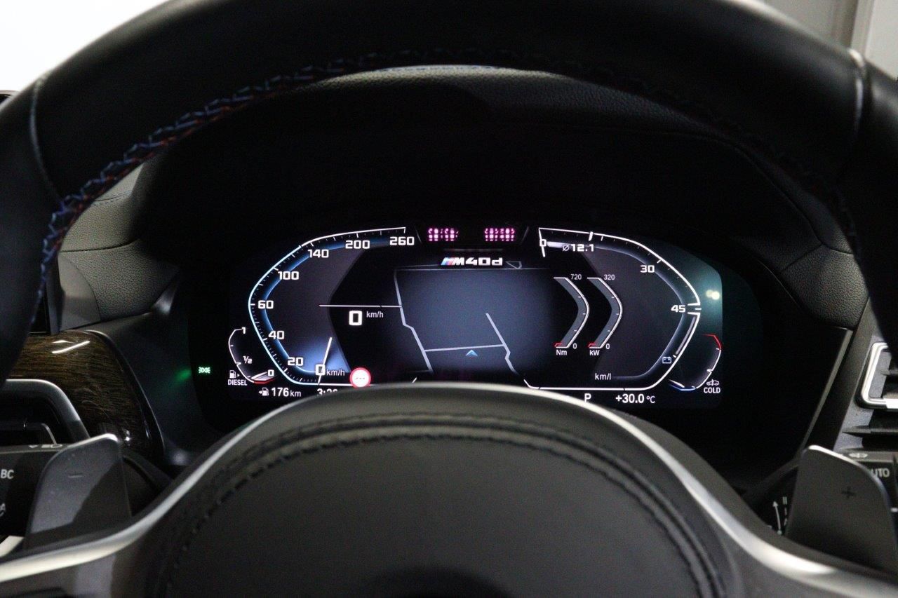 G01 X3 M40d RHD LCI ZA
