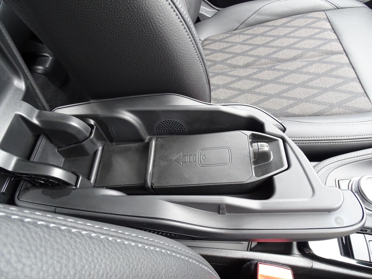 F48 X1 xDrive18d B47 2.0d LCI