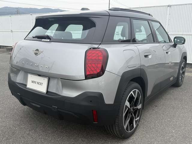 J05 MINI Aceman E