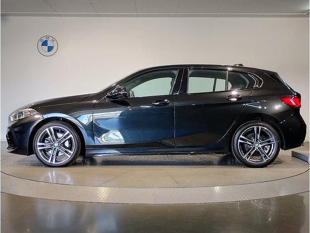 F40 118d Sports Hatch 5-door B47 2.0d