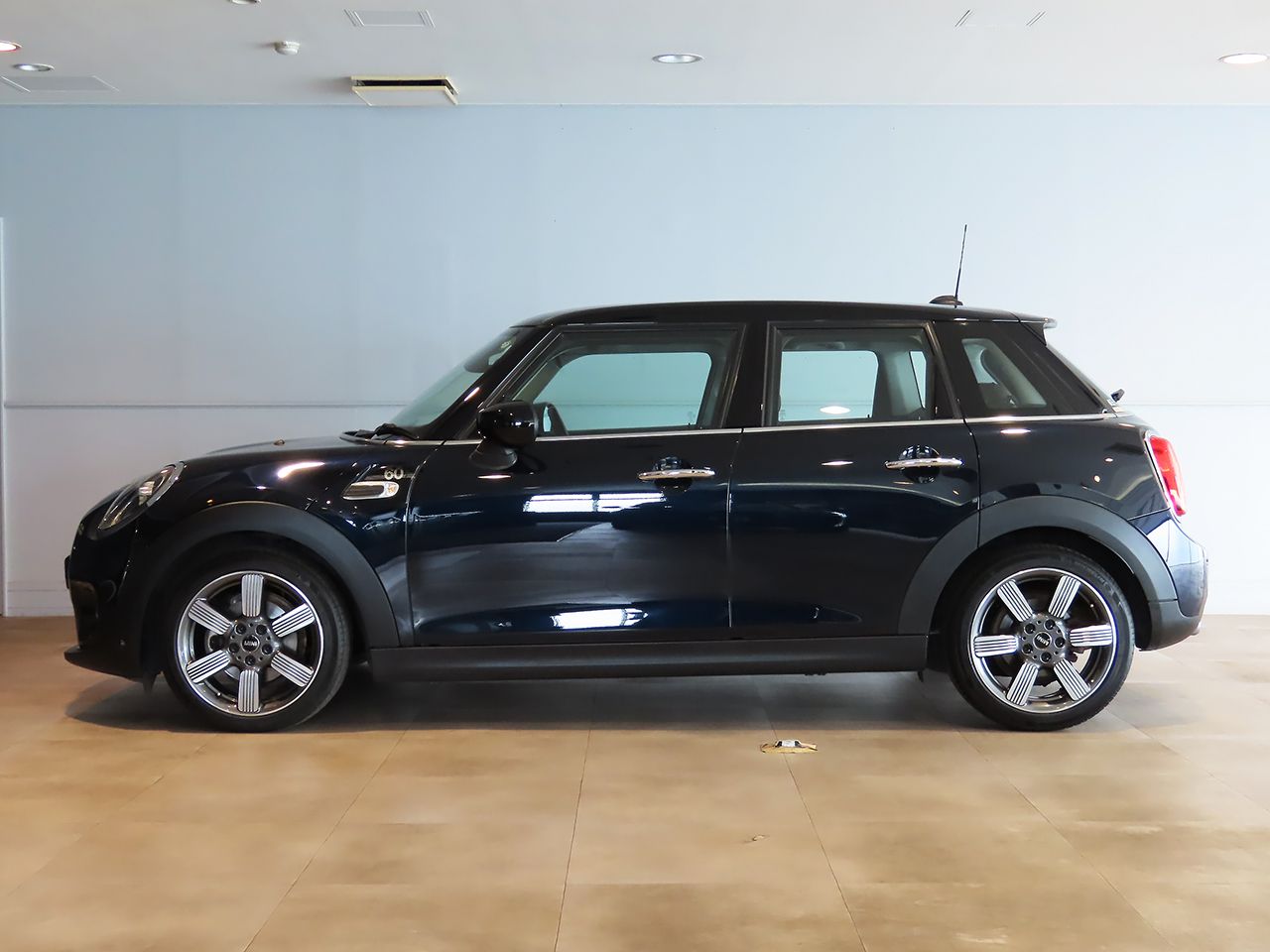 F55 COOPER D (AT)