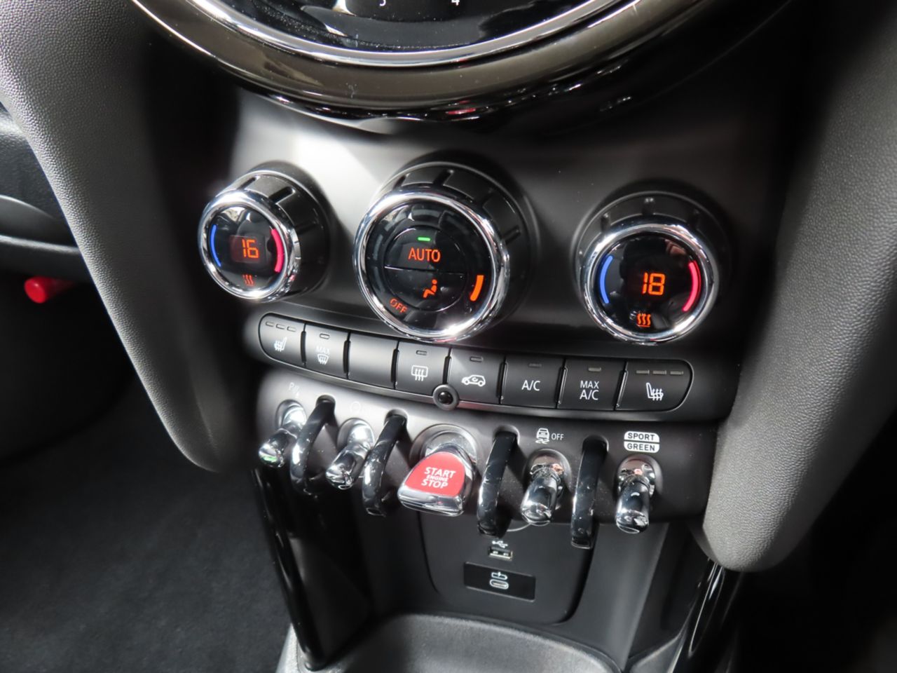 Cooper S 3 doors RHD