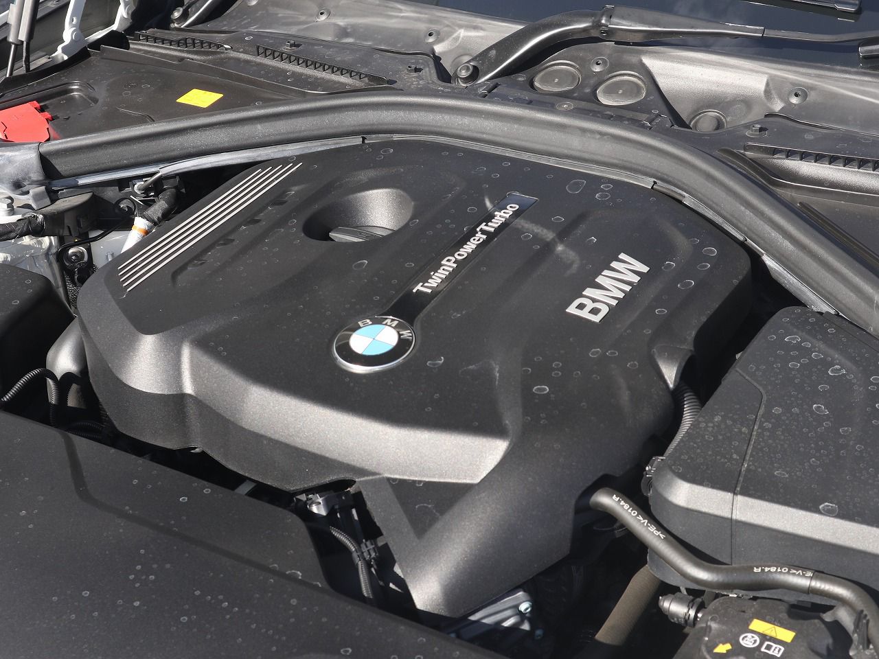 320I XDRIVE TOURING RHD