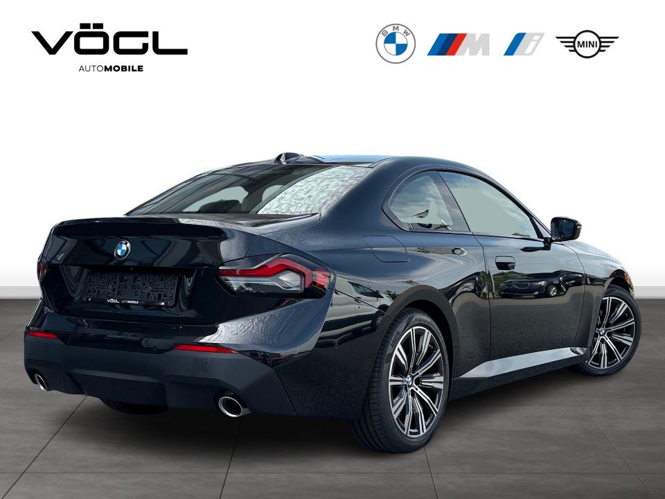 BMW 218