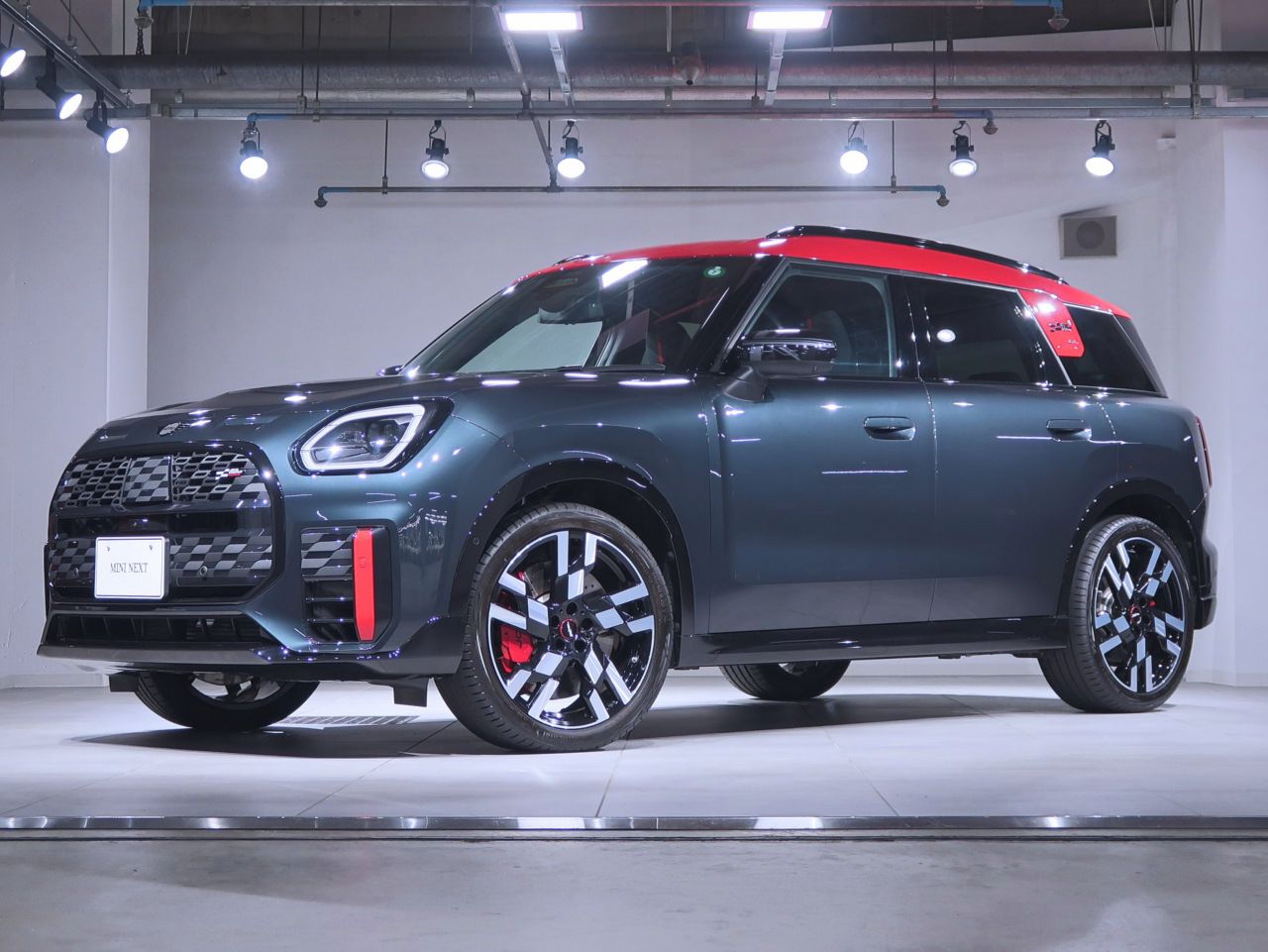 THE NEW MINI JOHN COOPER WORKS COUNTRYMAN ALL4